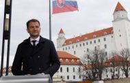 Словаччина дозволяє вільно пересуватися тим своїм громадянам, котрі мають негативний тест на коронавірус