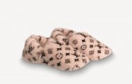 Louis Vuitton slippers for $ 2,000