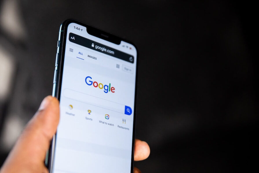Google Updates the Design of the Mobile Version of Search Engine!