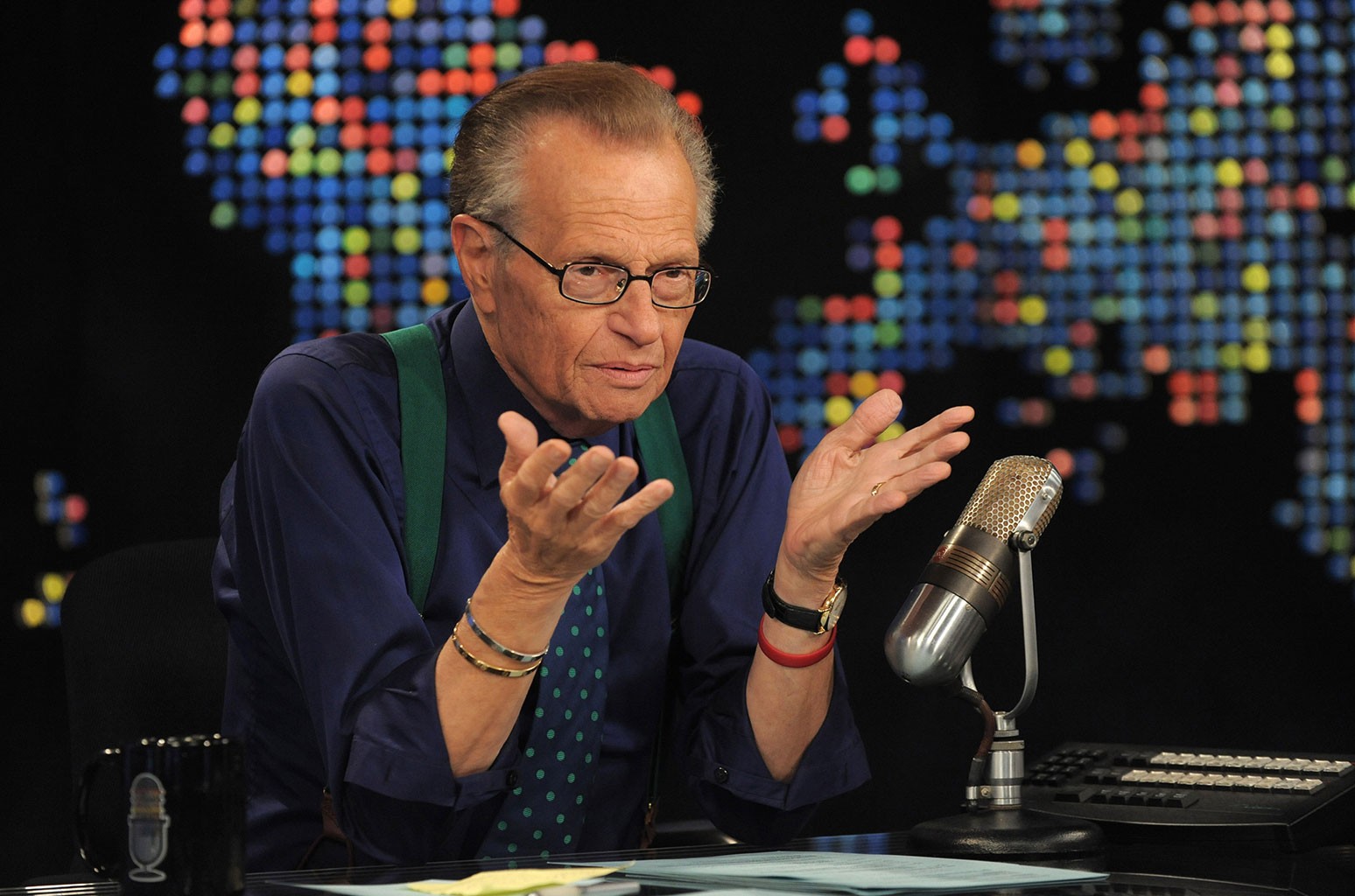 The Death of TV Presenter Larry King!