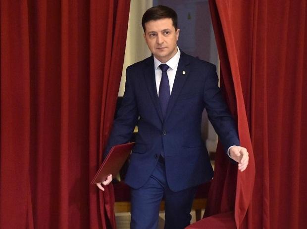 Zelensky and the Reduction of Deputies, the Law Is in Line!