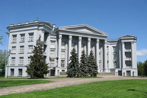 National Museum of the History of Ukraine Vimagak Zenennya Chapel of the Moscow Patriarchate!