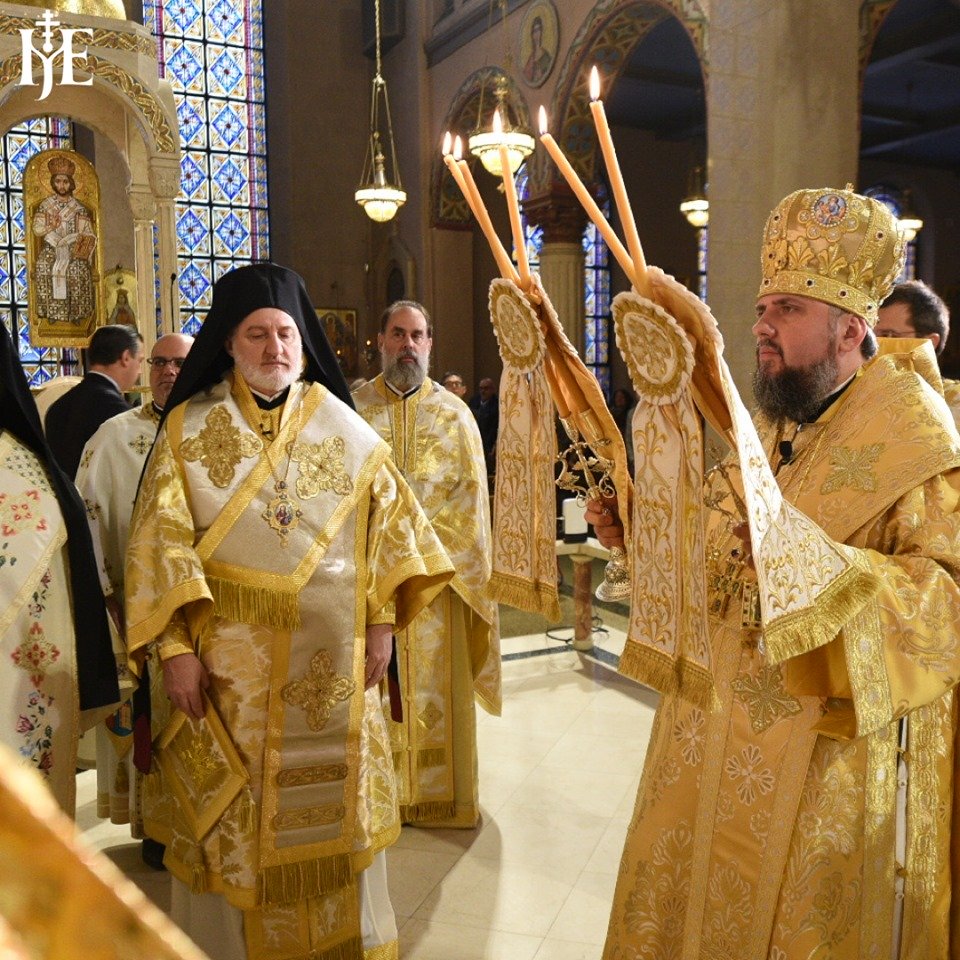 Petro Poroshenko Congratulates Metropolitan Epiphanius!