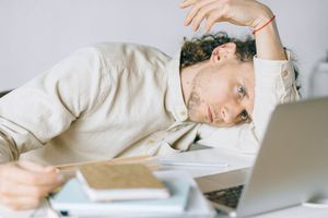 The Main Causes of Constant Fatigue at Work and How to Get Rid of It!