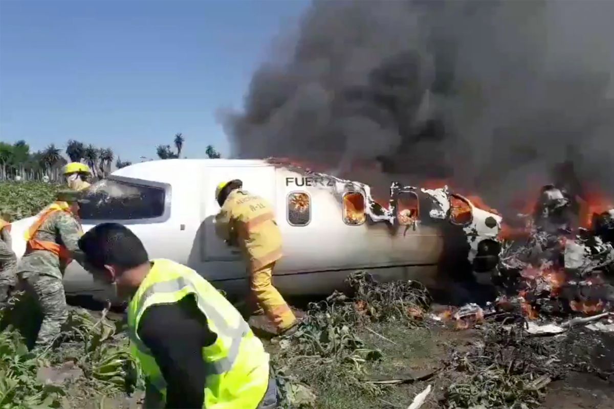 A Plane Crash Kills Six People in Mexico