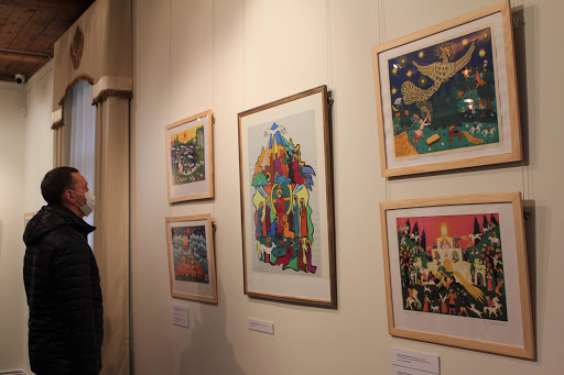 An Exhibition of Unusual Paintings in Dnipro