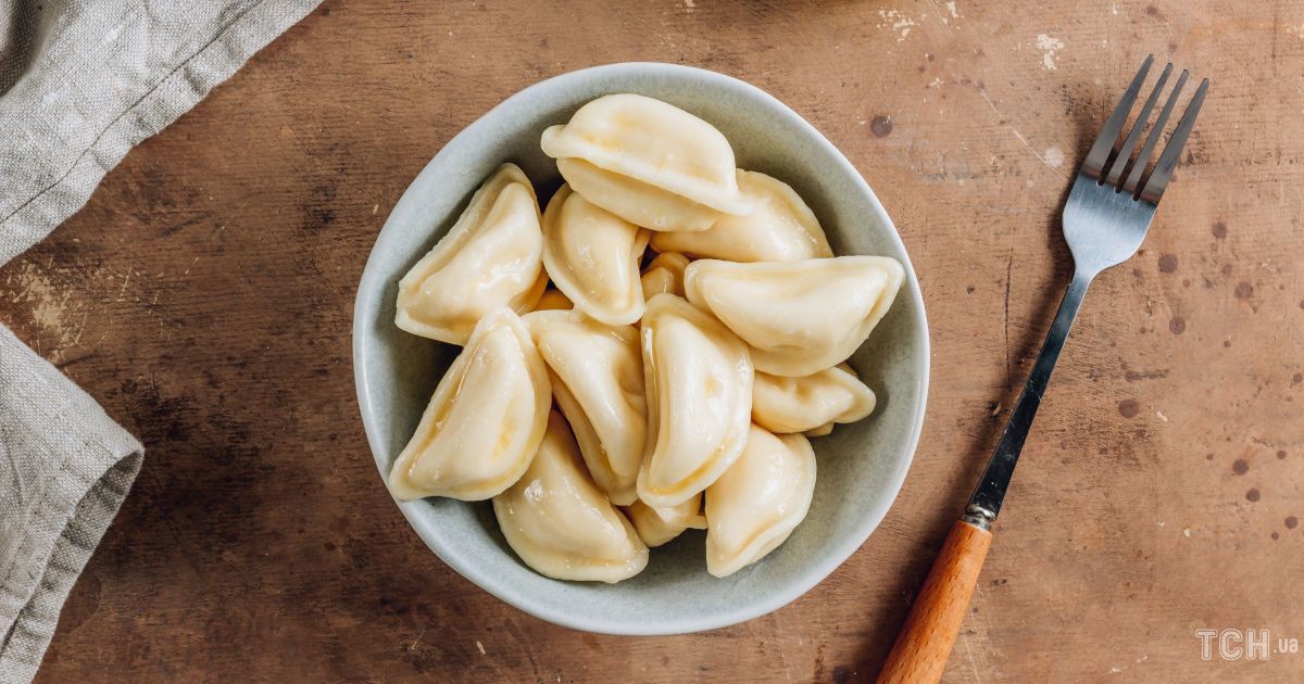 The Amazing Dumplings with Apples and Cinnamon
