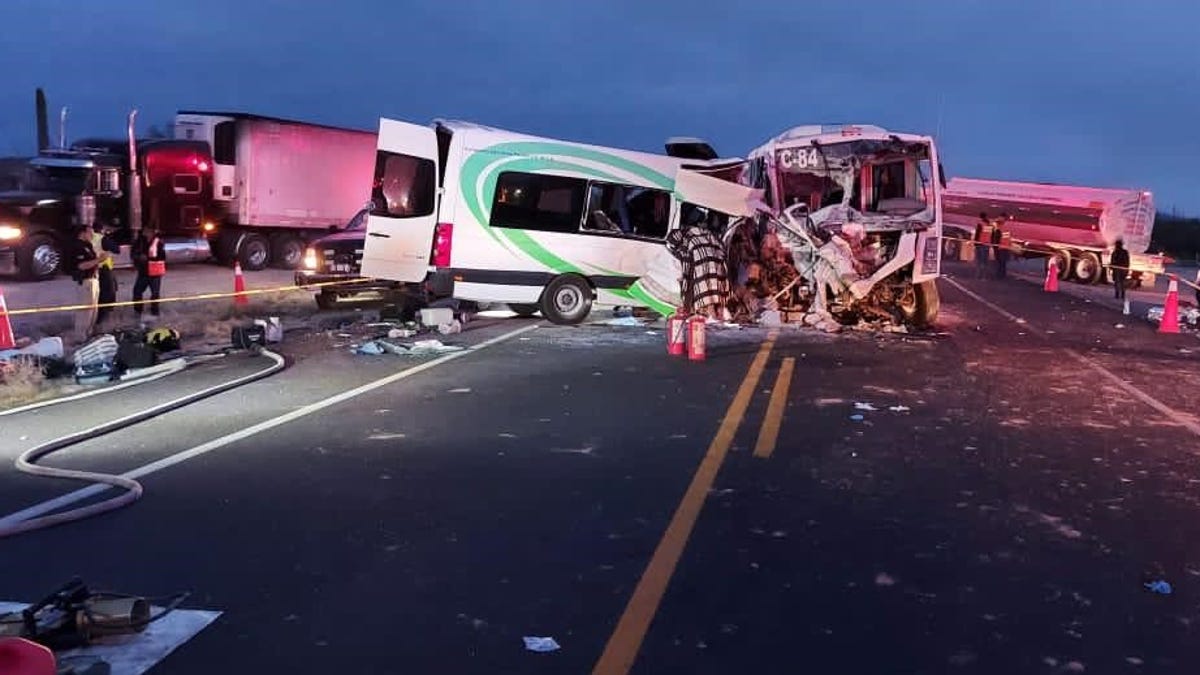 Buses Collided in Mexico Killing 16 People