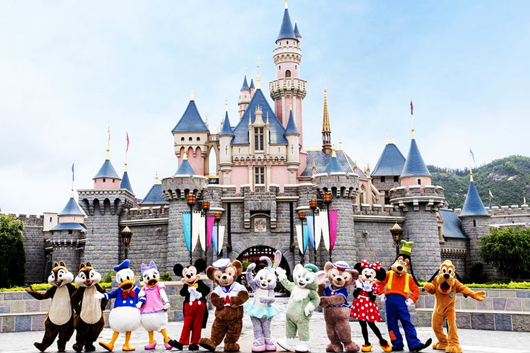 Disneyland, One of the Most Beautiful Tourist Destinations