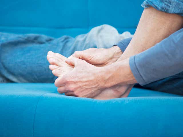 4 Factors That Reduce the Risk of Gout in Men
