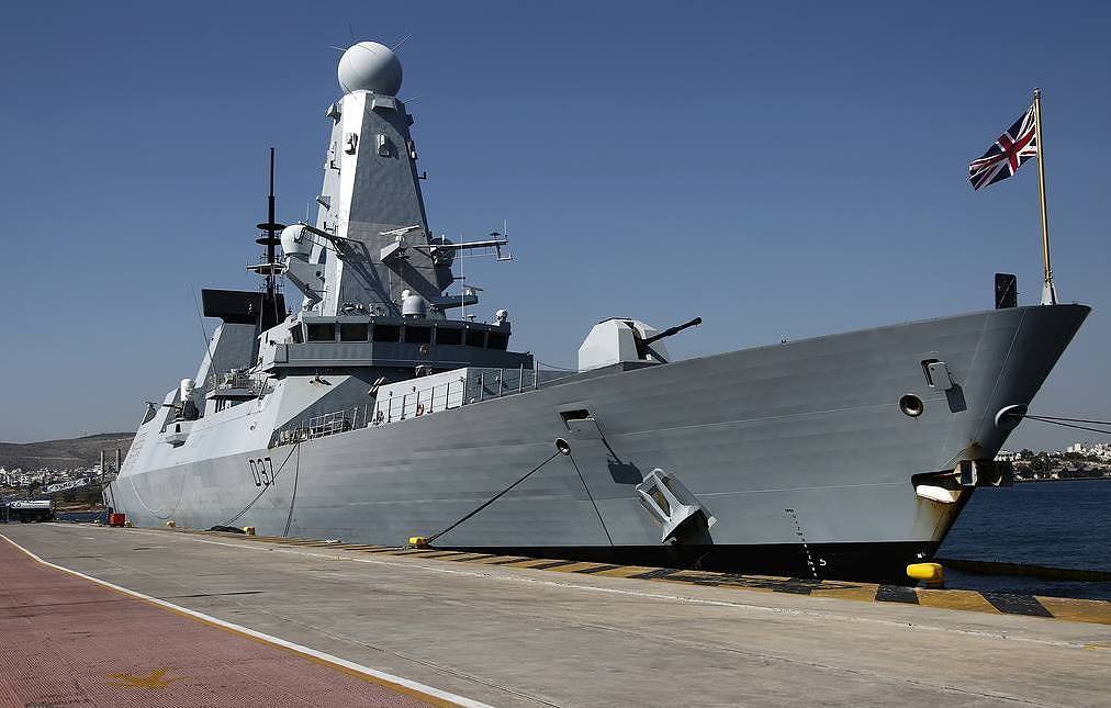 Great Britain Sends Warships to the Black Sea
