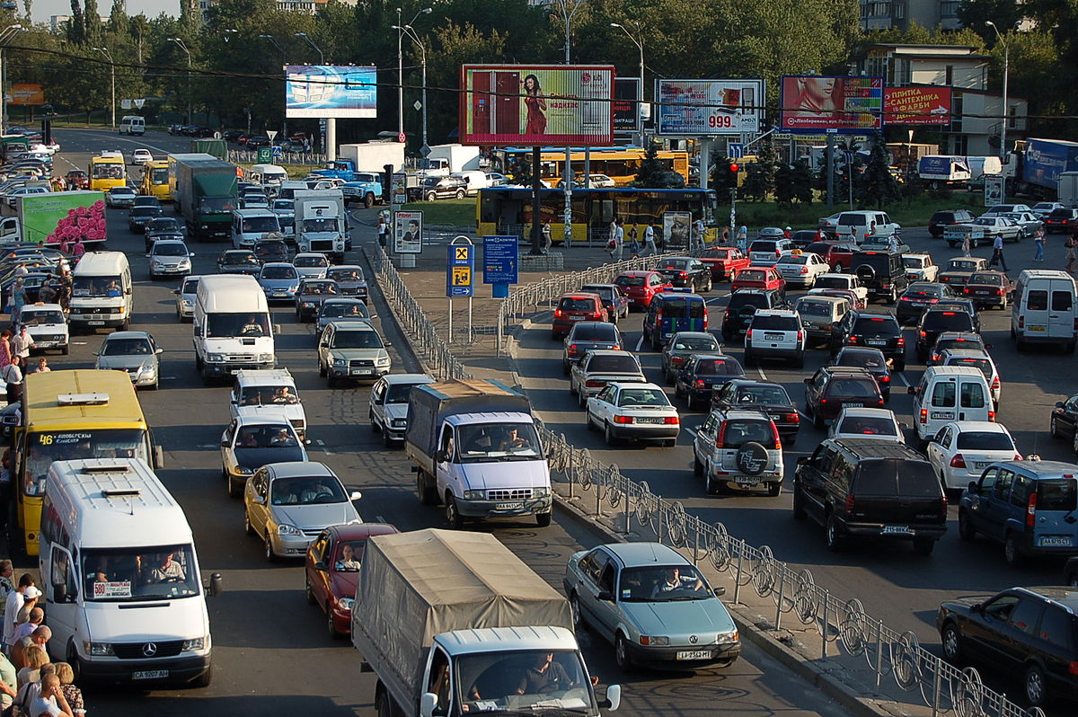 The Week in Kyiv Starts With Traffic Jams