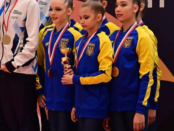3 Medals at Gymnastics Tournament for the Junior National Team