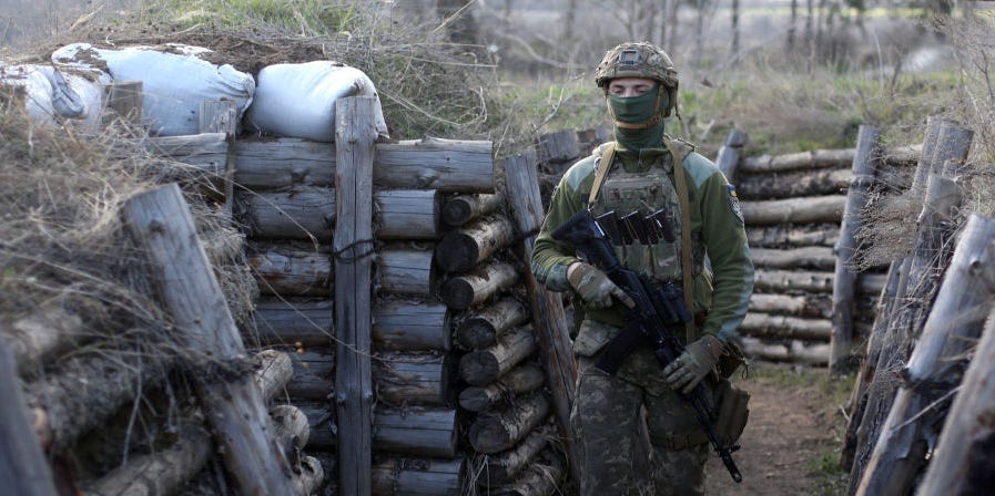 About 100 Thousand Russian Soldiers Remain at the Borders of Ukraine