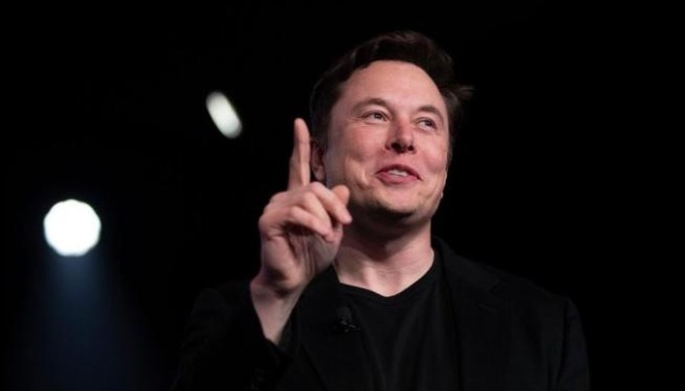 How Many Hours a Day Does Businessman Elon Musk Sleep