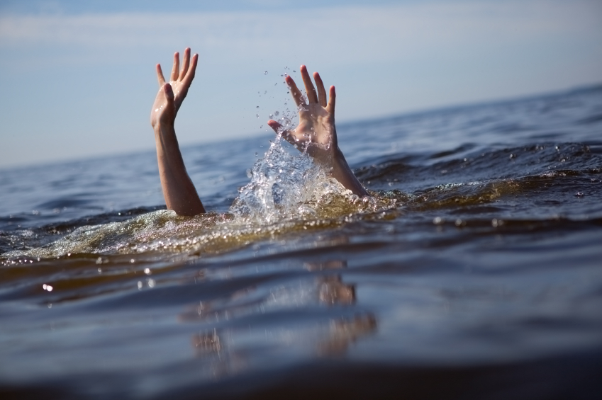 A 19-Year-Old Girl Almost Drowned in Lake Basiv Kut in Rivne