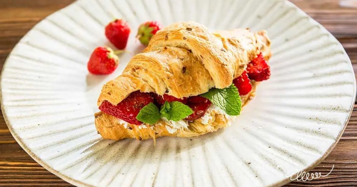 Croissant Sandwich With Strawberries