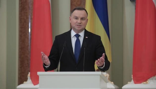 Polish President Duda Awards Three Ukrainians