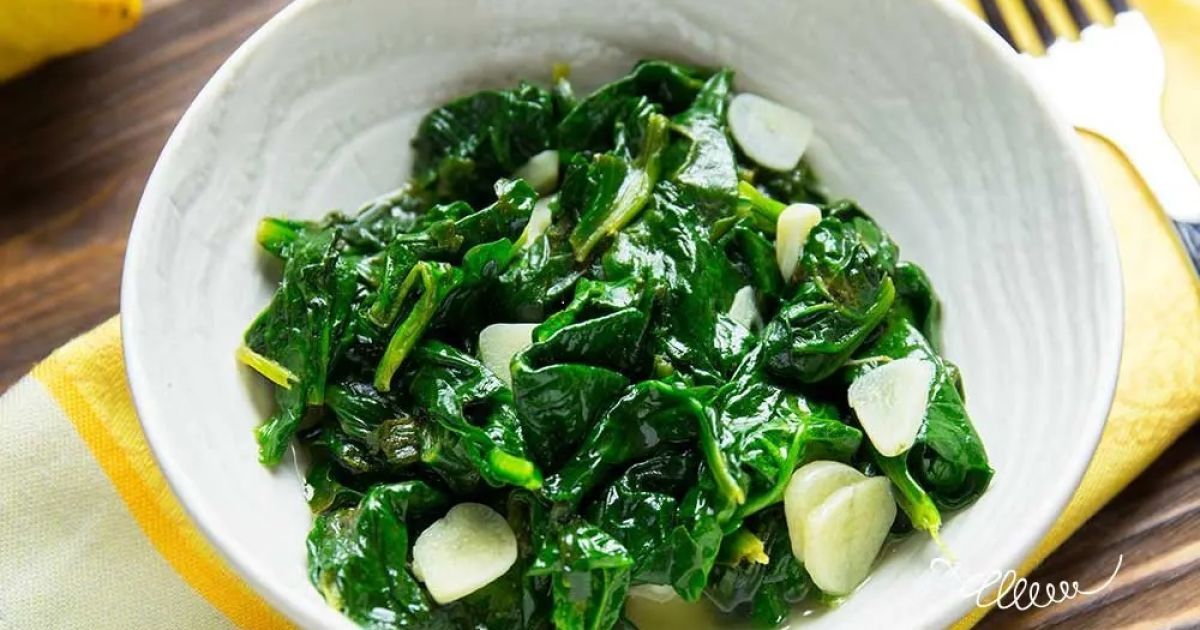 Sauteed Spinach with Lemon and Garlic