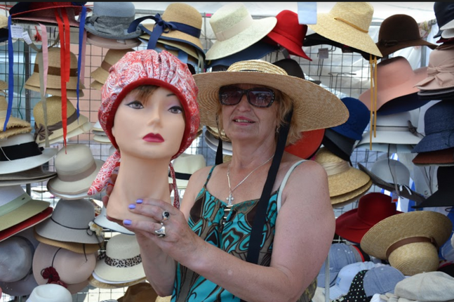 At the Petrovsky Fair, You Can Buy Ochipok