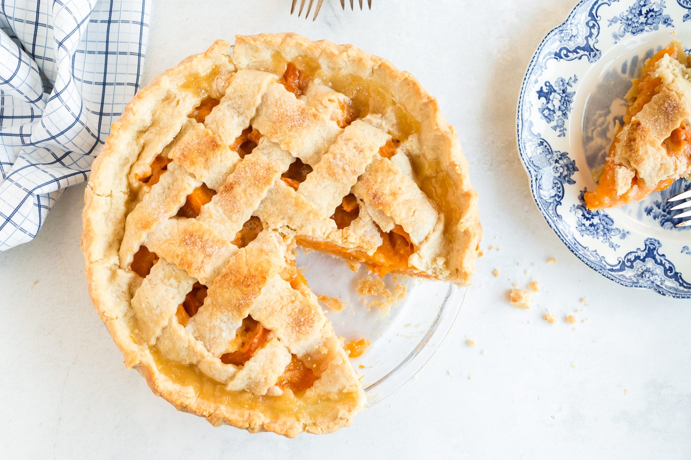 Delicious Summer Pie With Apricots