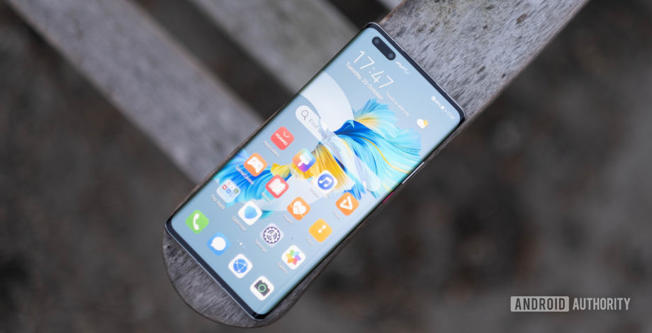 Huawei Smartphone Survived Three Days of Flooding
