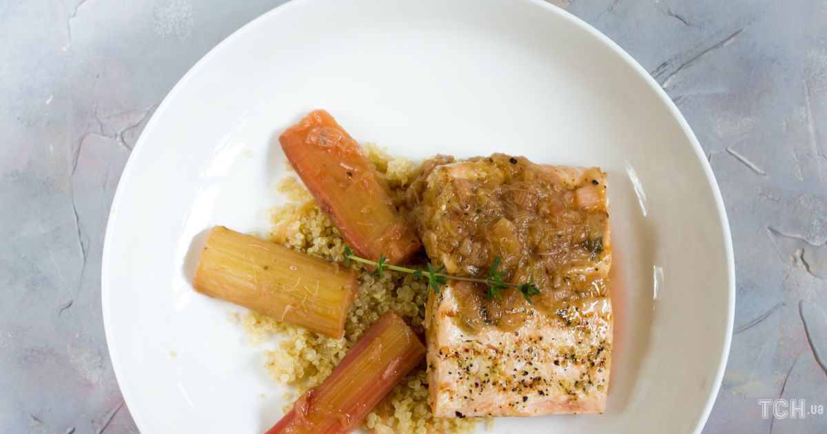 The Delicious Baked Salmon With Rhubarb