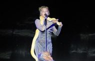 Tina Karol Commented on the Scandalous Performance With the Royal Python