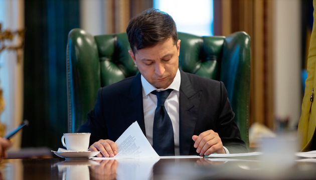 Zelensky Appoints Four Ambassadors