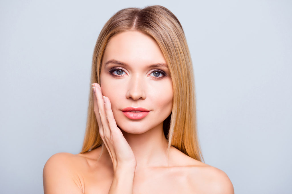 How to Maintain Skin Elasticity After the 30th Anniversary