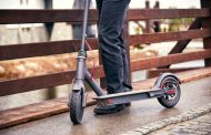 In Zaporizhzhia Brought Down the Man on the Electric Scooter