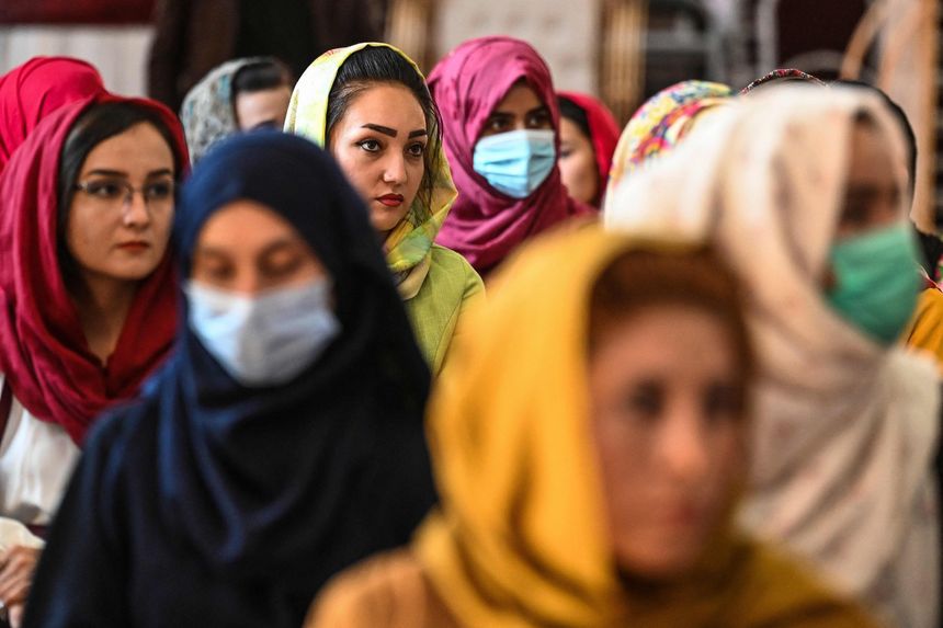 The Taliban Have Banned Afghan Women From Going Outside