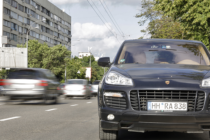 New Fines Shine for Some Ukrainian Drivers
