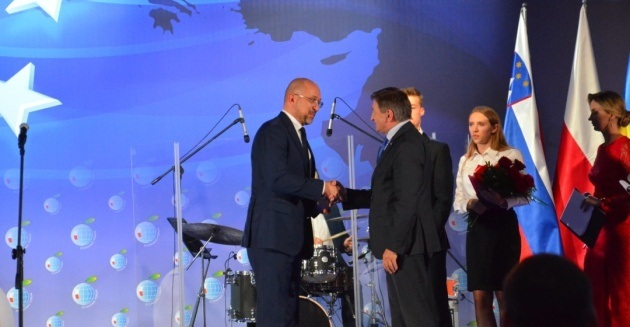 The Ukrainian Community Receives an Award From the Economic Forum in Poland