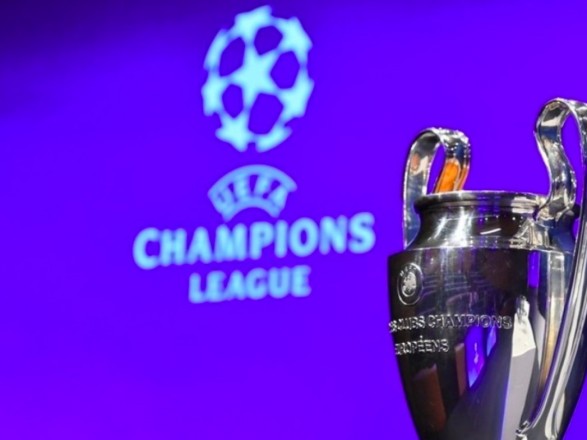Football: Ajax and Liverpool win tickets to the Champions League playoffs