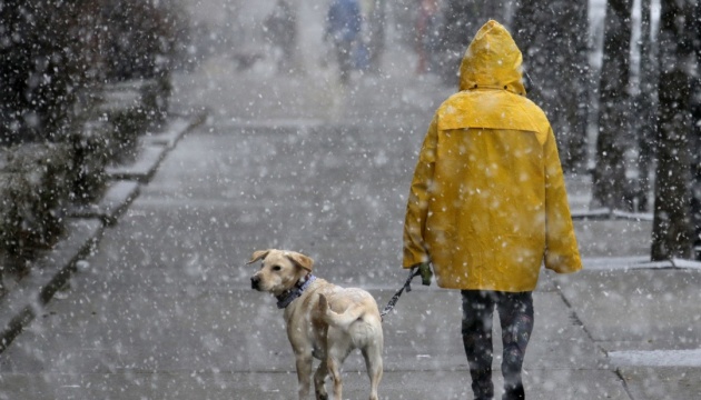 Dry weather continues in Ukraine for a few days, then rain and wet snow