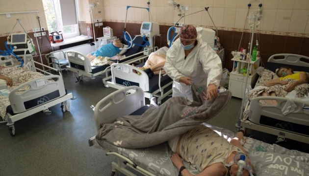 In Ukraine, there are 7,464 cases of coronavirus