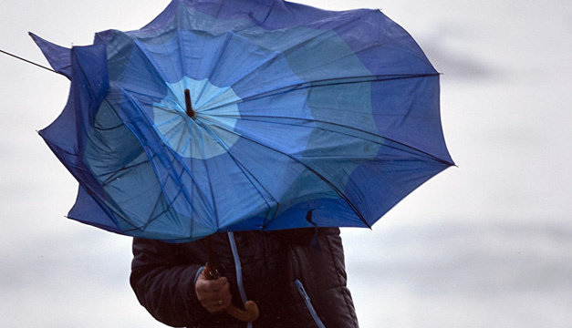 Meteorologists forecast for the beginning of the week: wet snow, thunderstorms and strong winds