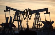 Oil falls on expectations of sales of strategic stocks