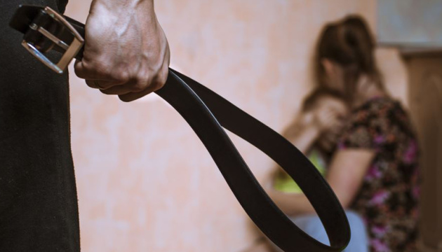 Police receive 267,000 reports of domestic violence this year