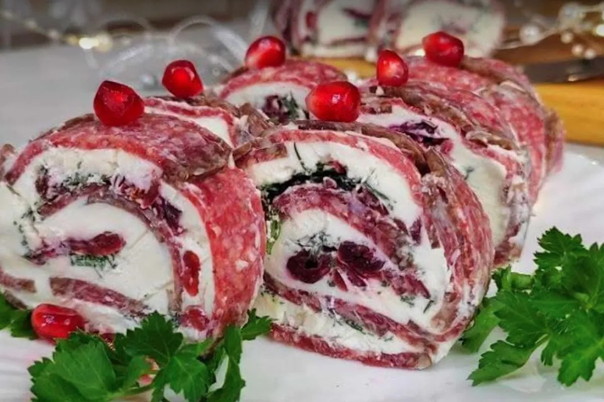 Salami roll with stuffing for the New Year's table - simple and fast