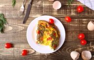 Omelet under a fur coat: a great idea for a sumptuous breakfast