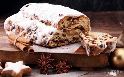 Stolen: a classic recipe for a German Christmas dish