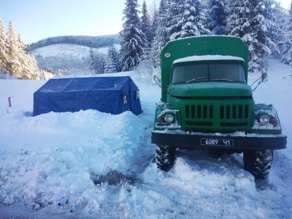 Avalanches in the Carpathians: rescuers warned of danger