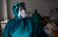 The infectious disease specialist told how not to get the coronavirus during the New Year holidays
