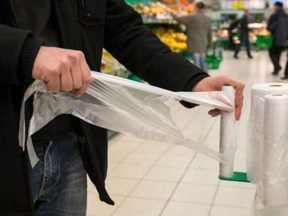 The price of plastic bags in stores will increase from February 1