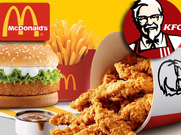 KFC and McDonald's began handing out food to the Ukrainian military and civilians