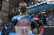 2022 Olympics: Ukrainian skeletonist shows a poster with the words 