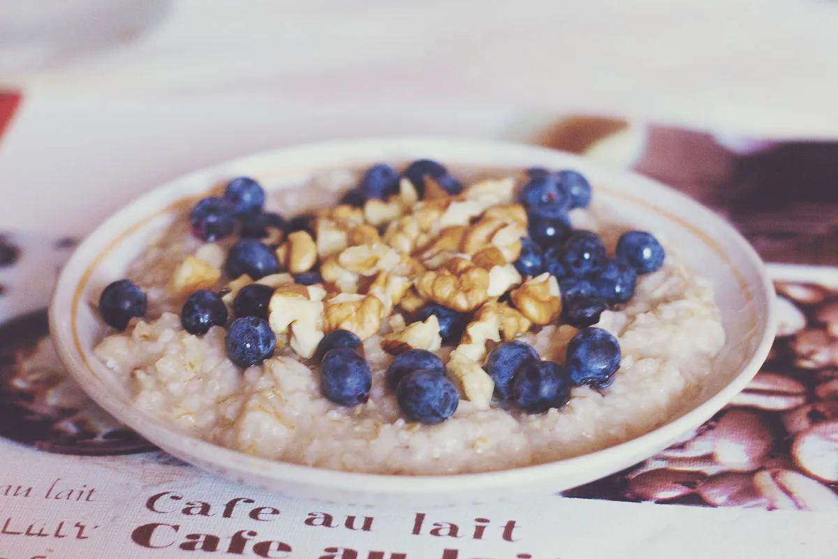 What foods to eat for breakfast in the presence of high cholesterol