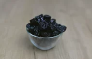 Scientists have proven that women can preserve bone mass by eating prunes